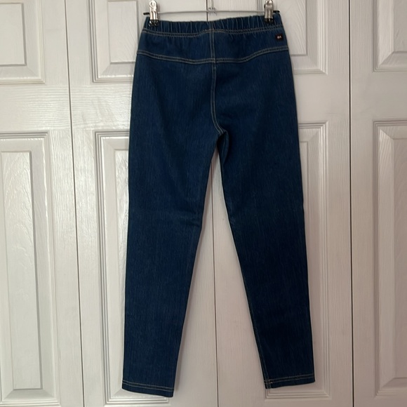 Girl’s Pull-on Jeans - Picture 2 of 4